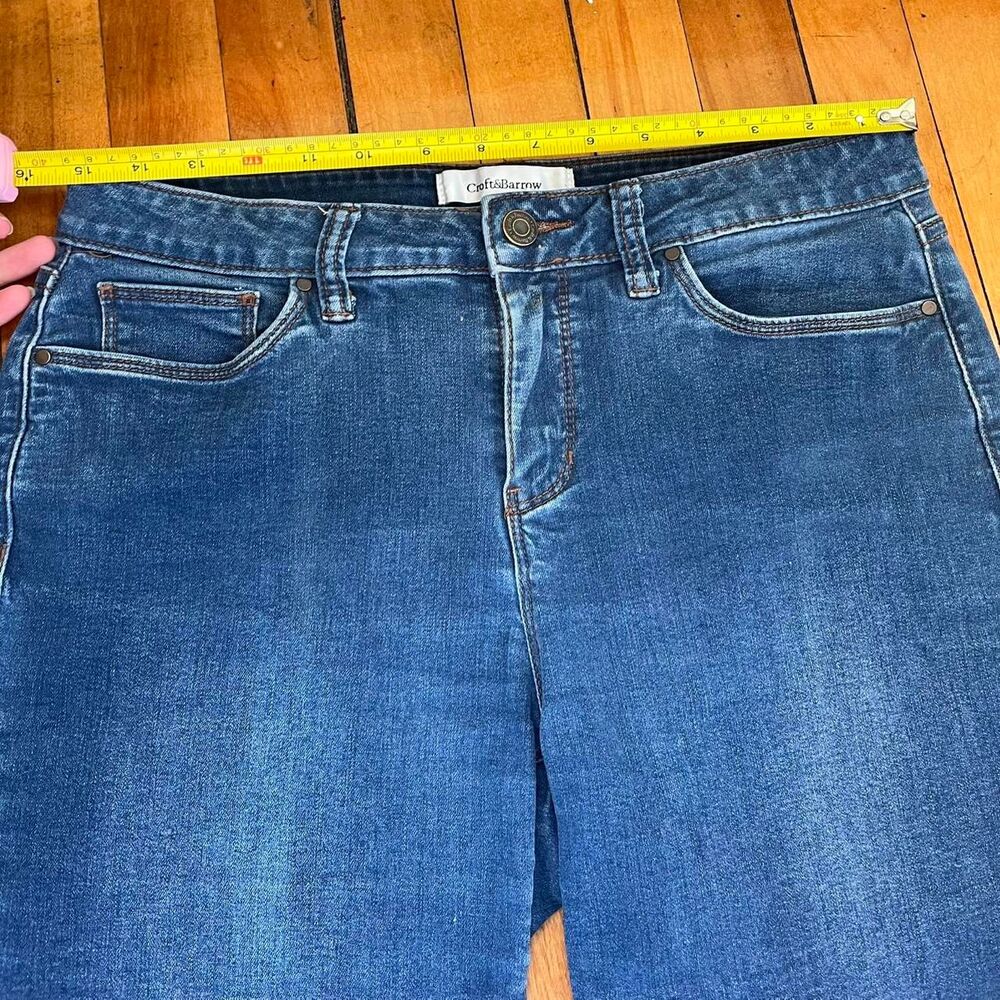 Croft & Barrow Jorts Denim Shorts Women's 10 M Blue and Navy - Picture 4 of 6